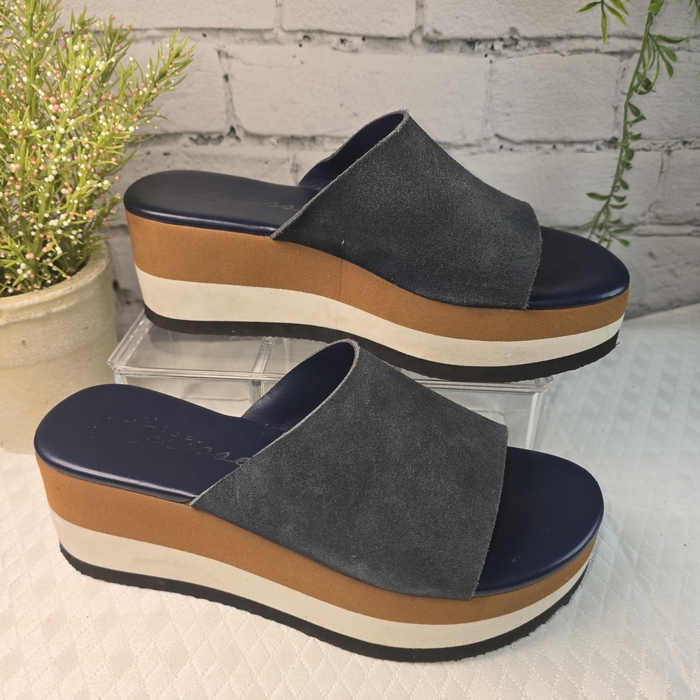 MATISSE FEMME SUEDE PLATFORM SLIDES NAVY TAN LEATHER CUSHIONED PLATFORM WOMENS 8